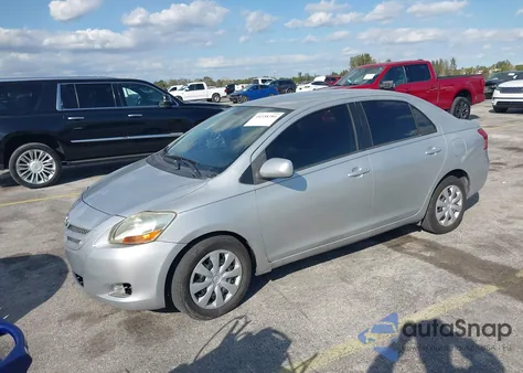 2009 Toyota Yaris z USA, uszkodzony, nr VIN JTDBT903691313897